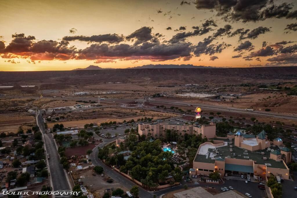 Mesquite Retreat 2 Bd Condo By Cool Properties Llc מראה חיצוני תמונה